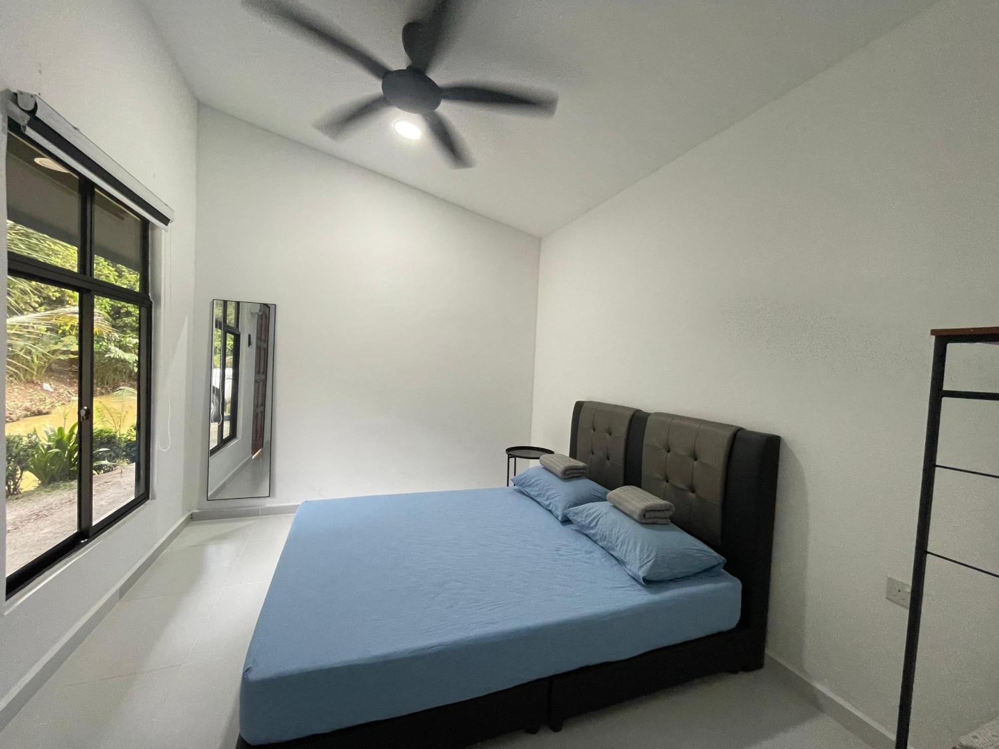 Hotel Dr Dusun Hulu Langat Esterno foto