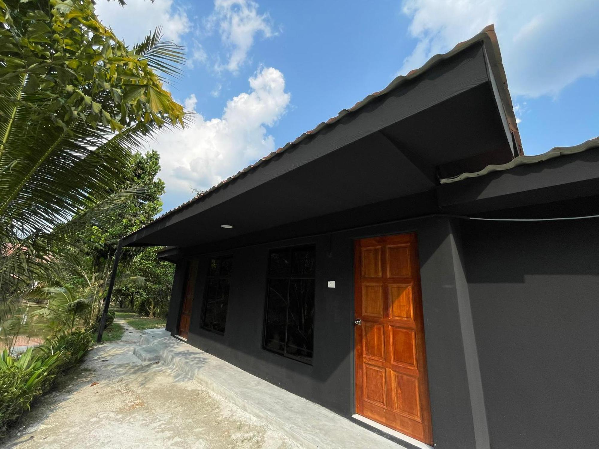 Hotel Dr Dusun Hulu Langat Esterno foto